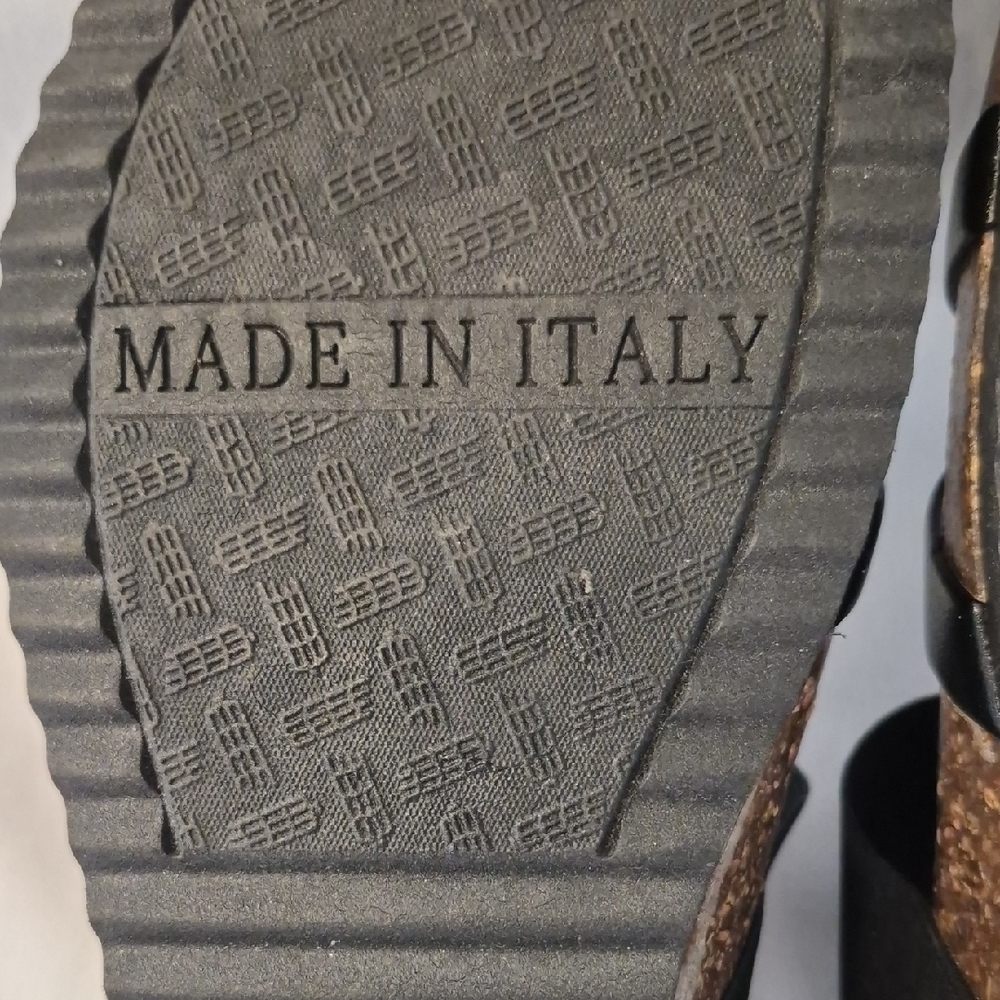 Italian Shoemakers Black Elastic and Strappy Slide Sandals - Picture 5 of 7